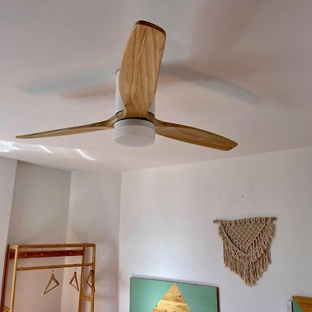 Artistic Beachfront Apartment Radazul Exterior foto