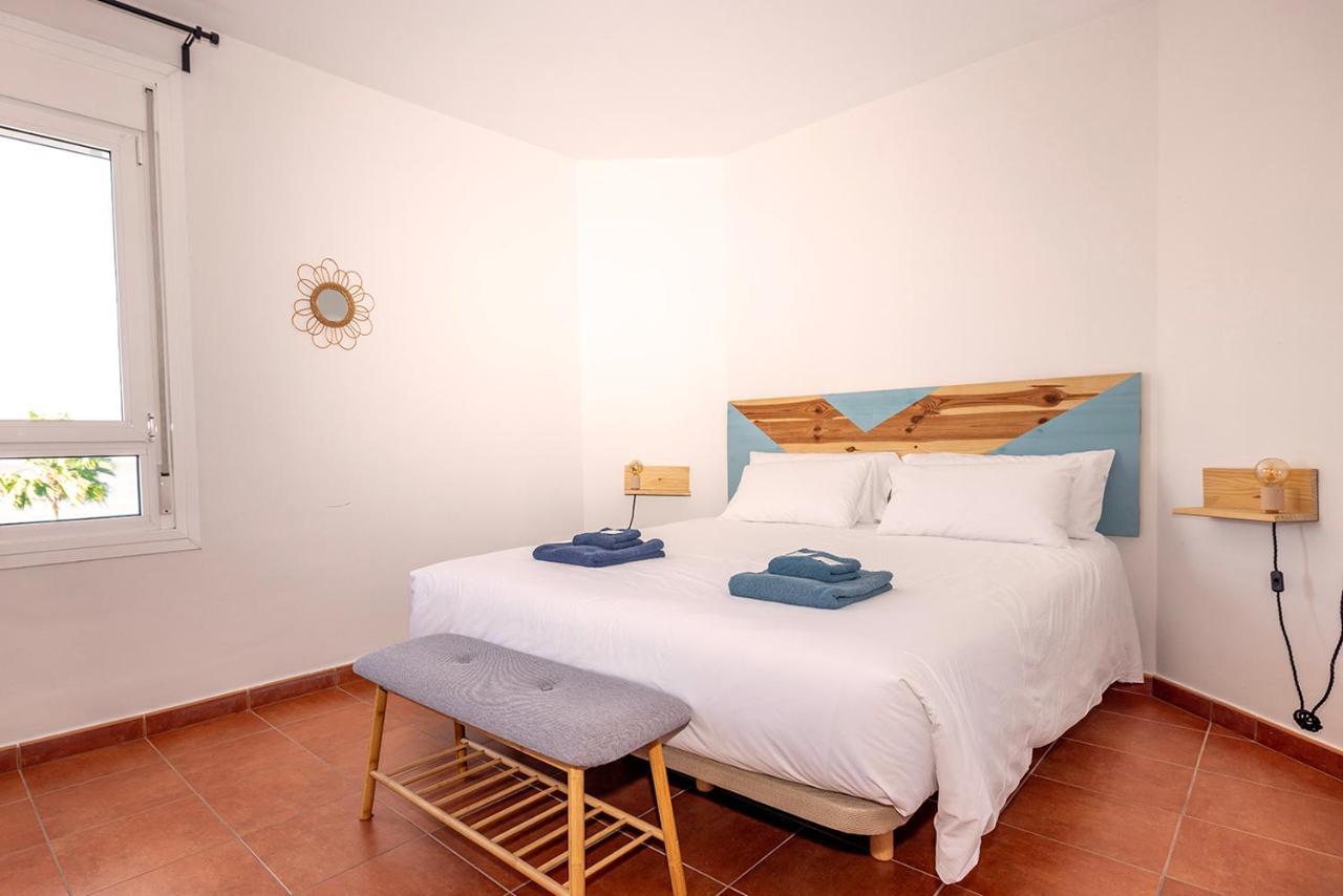 Artistic Beachfront Apartment Radazul Exterior foto