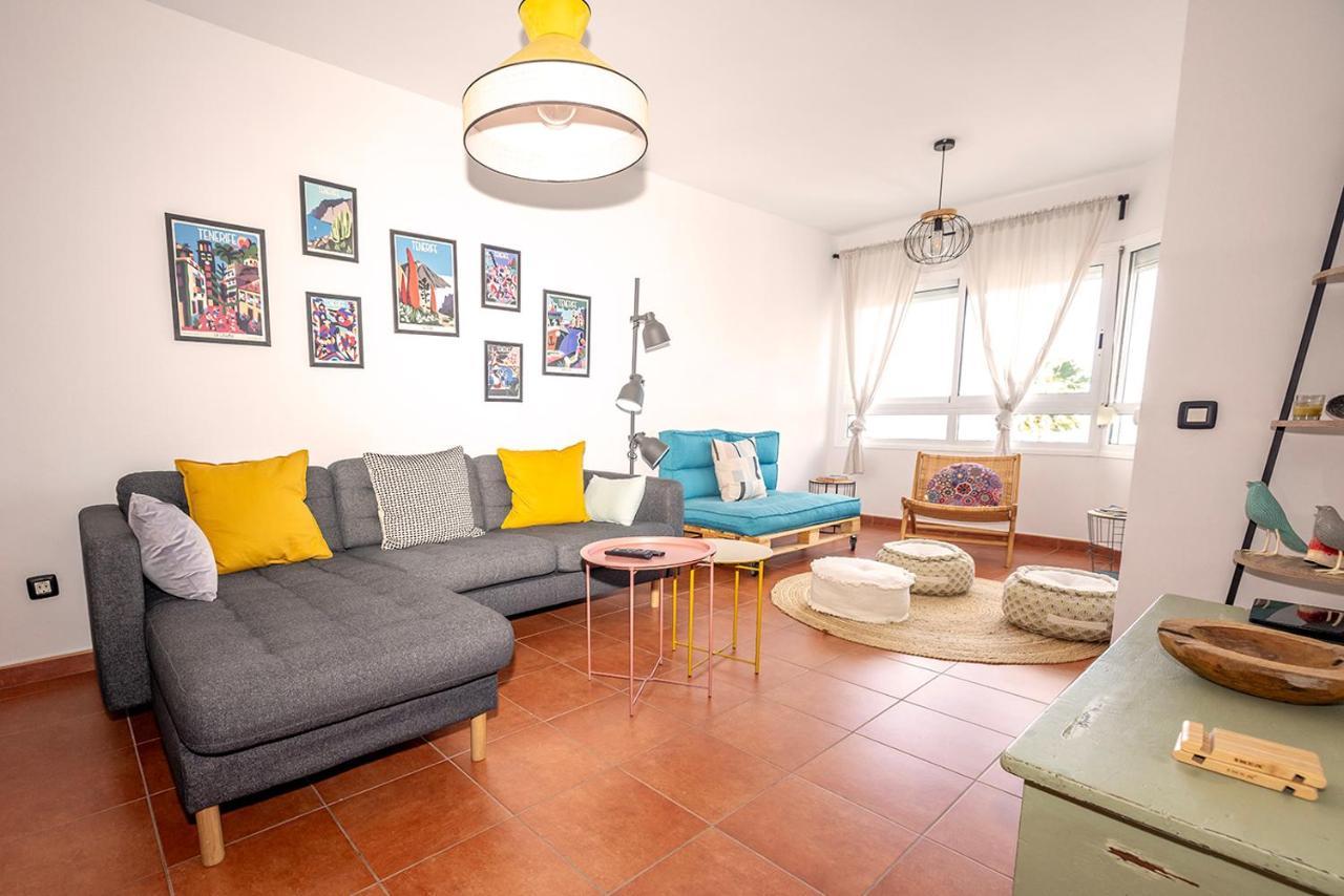 Artistic Beachfront Apartment Radazul Exterior foto