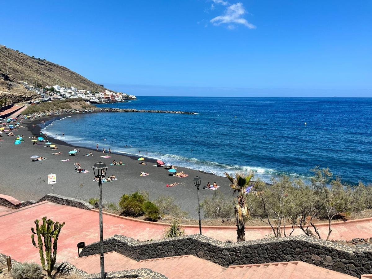 Artistic Beachfront Apartment Radazul Exterior foto