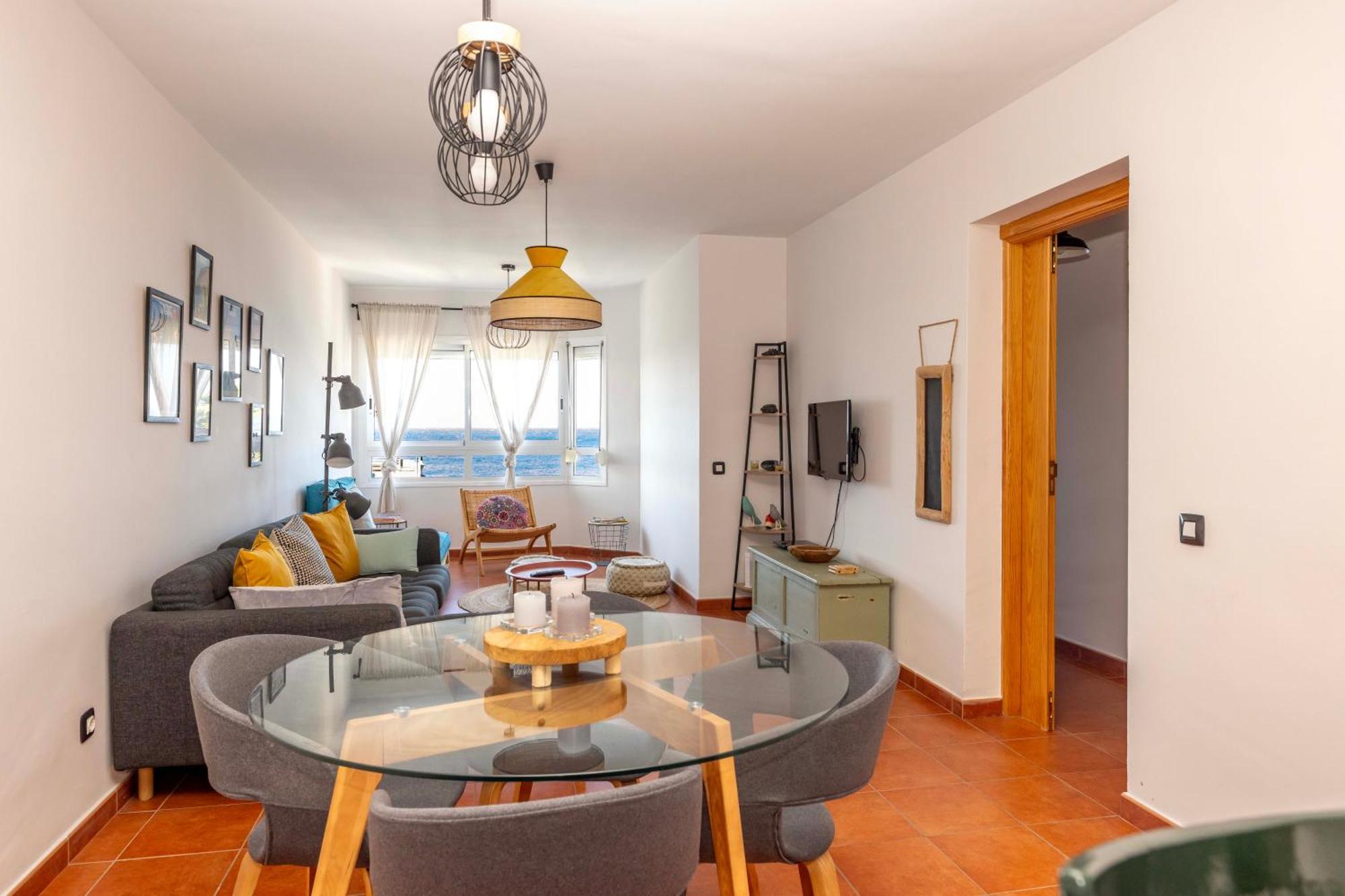 Artistic Beachfront Apartment Radazul Exterior foto