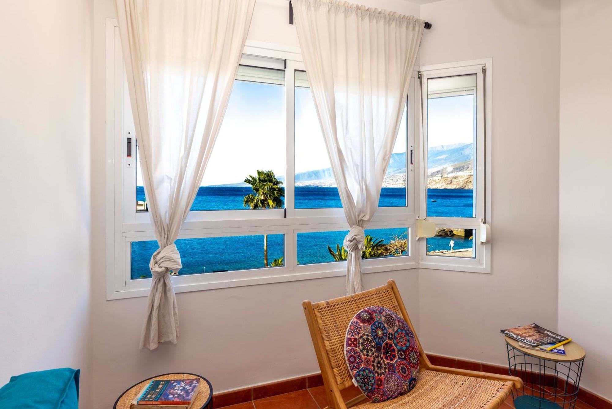 Artistic Beachfront Apartment Radazul Exterior foto